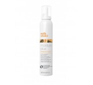 MILK_SHAKE moisture plus whipped cream drėkinamosios putos sausiems plaukams, 200ml